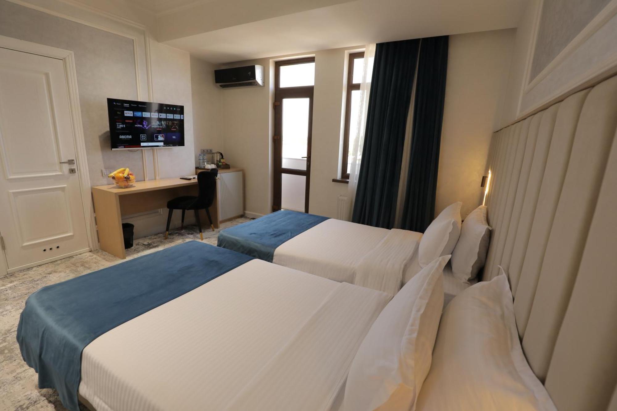 Friday Old City Hotel Tashkent Ngoại thất bức ảnh