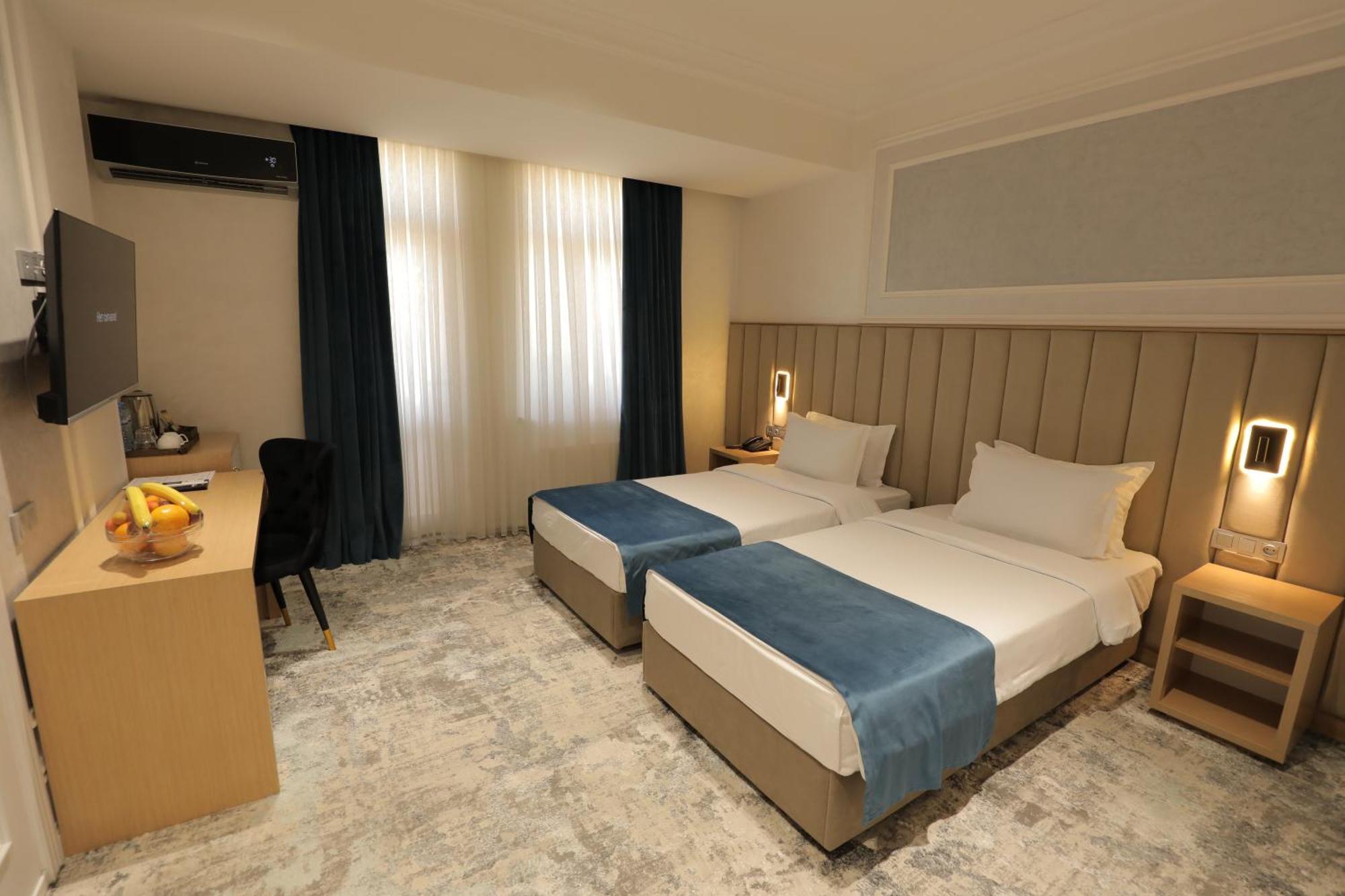 Friday Old City Hotel Tashkent Ngoại thất bức ảnh