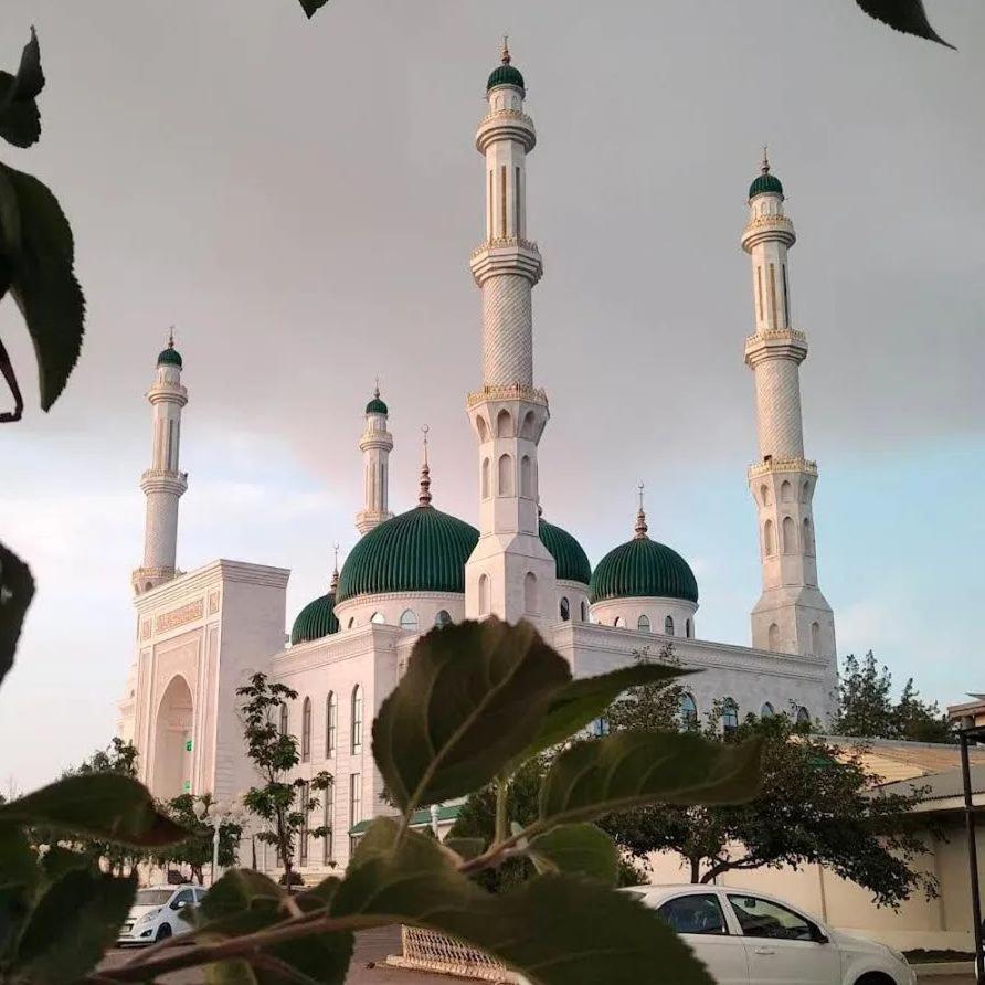 Friday Old City Hotel Tashkent Ngoại thất bức ảnh